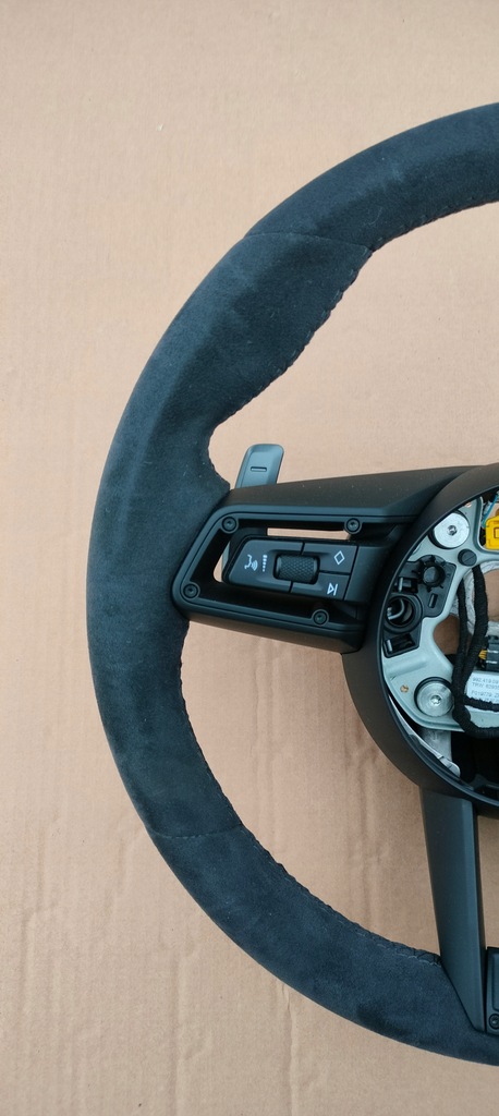 фото №5, Повітропровід porsche 911 992 alcantara