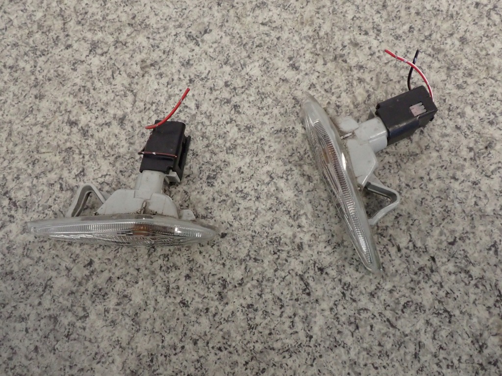 фото №4, Mazda5 mazda 5 ii mazda6 gh10- поворотник powtórzenie праве