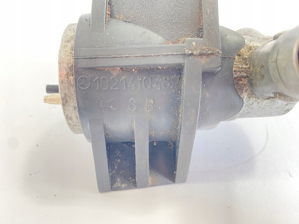 Клапан повітря моторчик кроковий mercedes w126 w124 w201 0001412225 Ціна