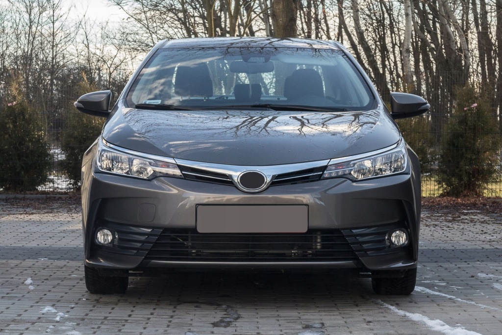 фото №2, Toyota corolla xi -19 lift заглушка противотуманной фары левая