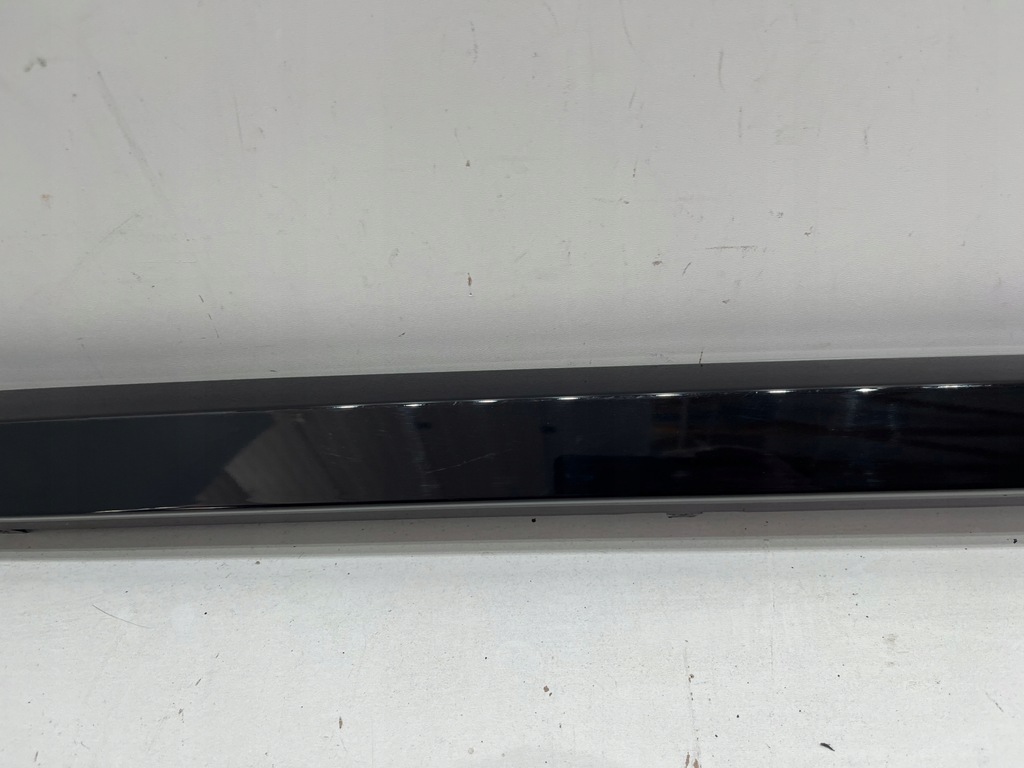 фото №7, Audi a3 8y s-line sline молдинг порог правая 8y0853860