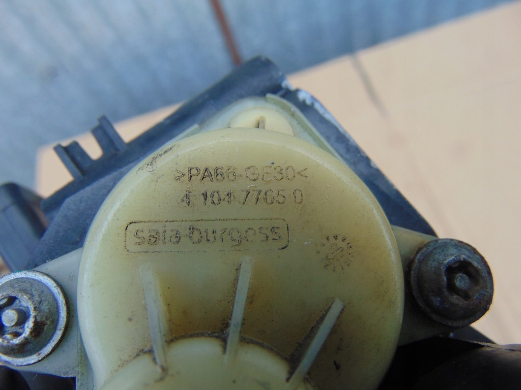 фото №14, Корпус термостата ford mondeo mk5 focus mk3 lift 2.0 tdci