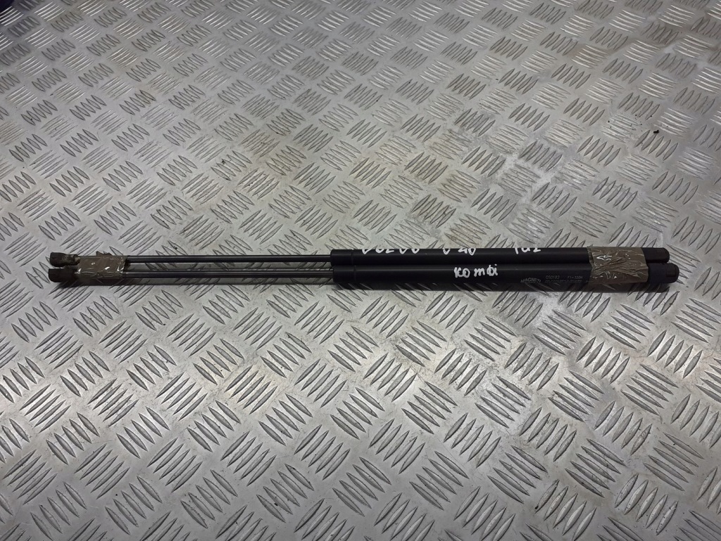 фото №1, Амортизатори кришки задня volvo v40 kombi