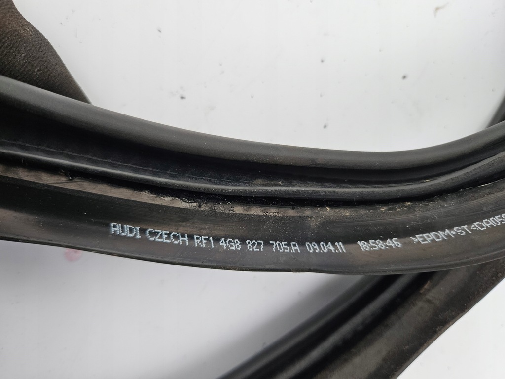 фото №6, Прокладка крышки багажника audi a7 c7 4g