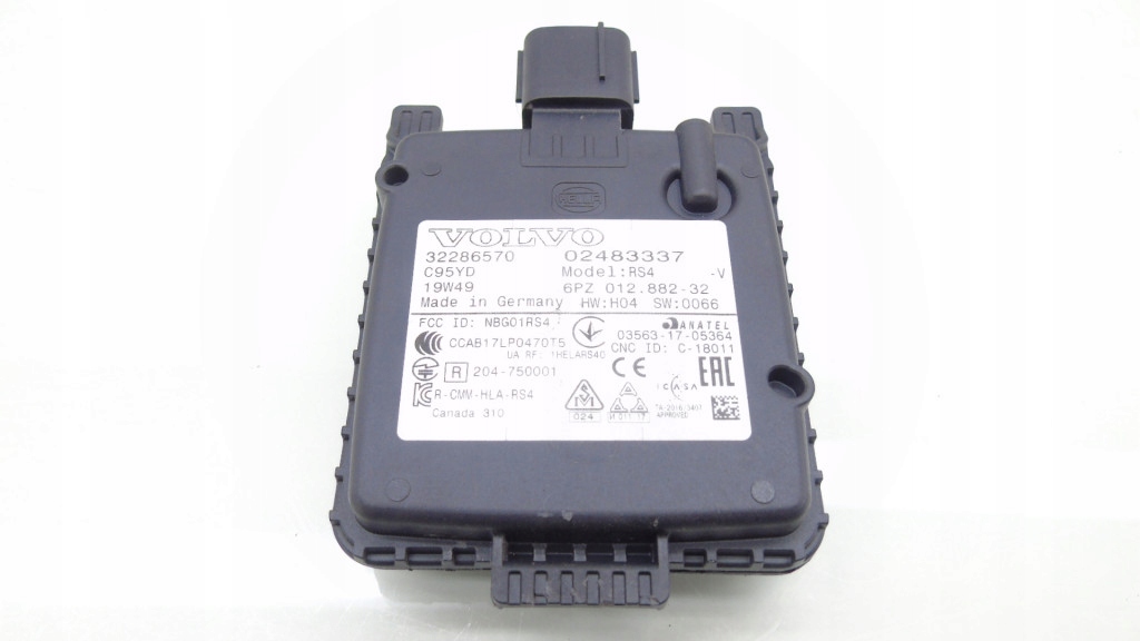 фото №1, Volvo s60 датчик мертвого pola поперечина радар 32286570 02483337