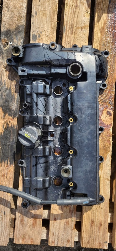 фото №1, Крышка клапанов mazda cx3 2.0 бензин pe01