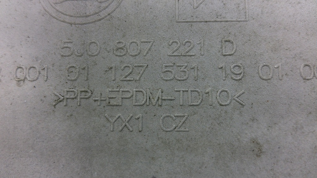 фото №10, Бампер перед передний skoda fabia ii lift roomster 5j0807221d