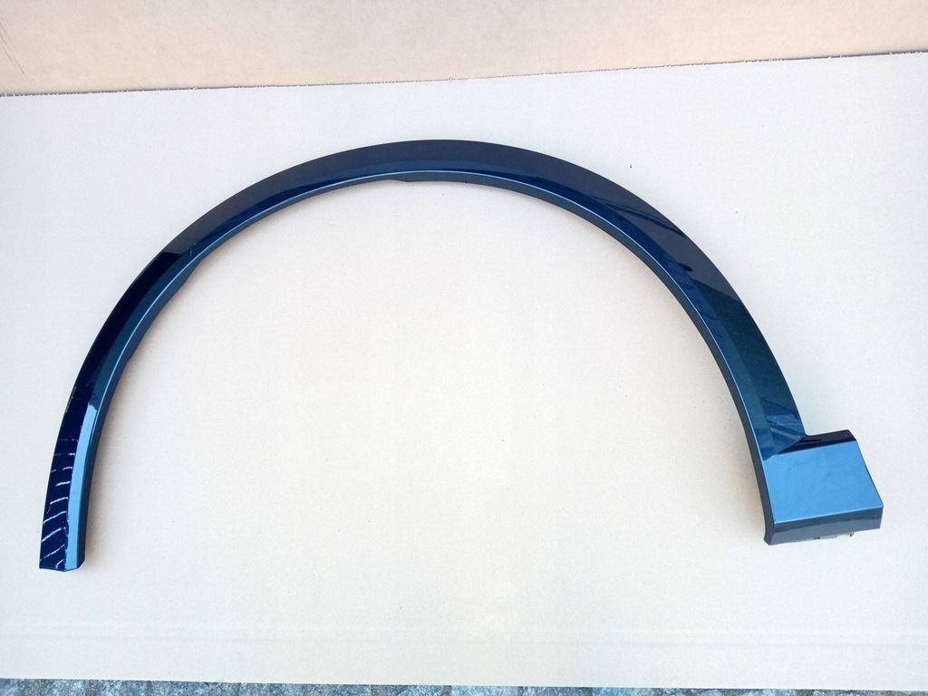 фото №1, Audi e-tron молдинг крыла левый перед