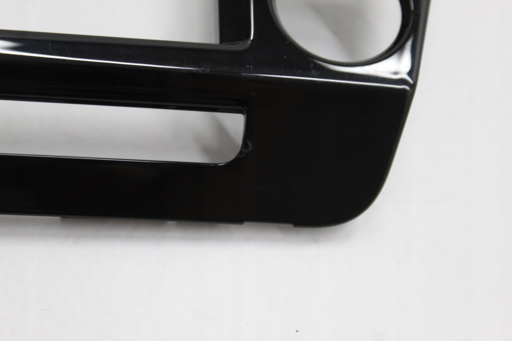 фото №6, Skoda superb iii рамка радіо навігації