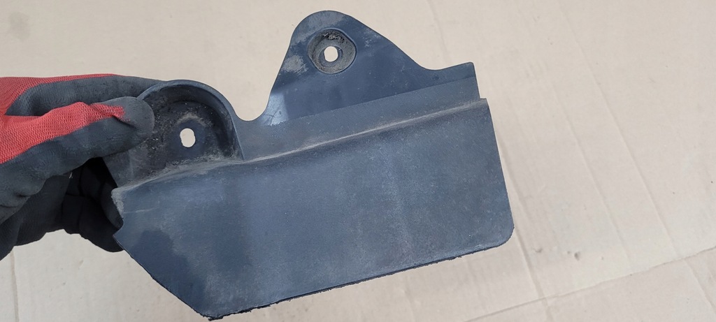 фото №1, A3 8v защита chalapacz подкрылок левый задняя 8v5853833