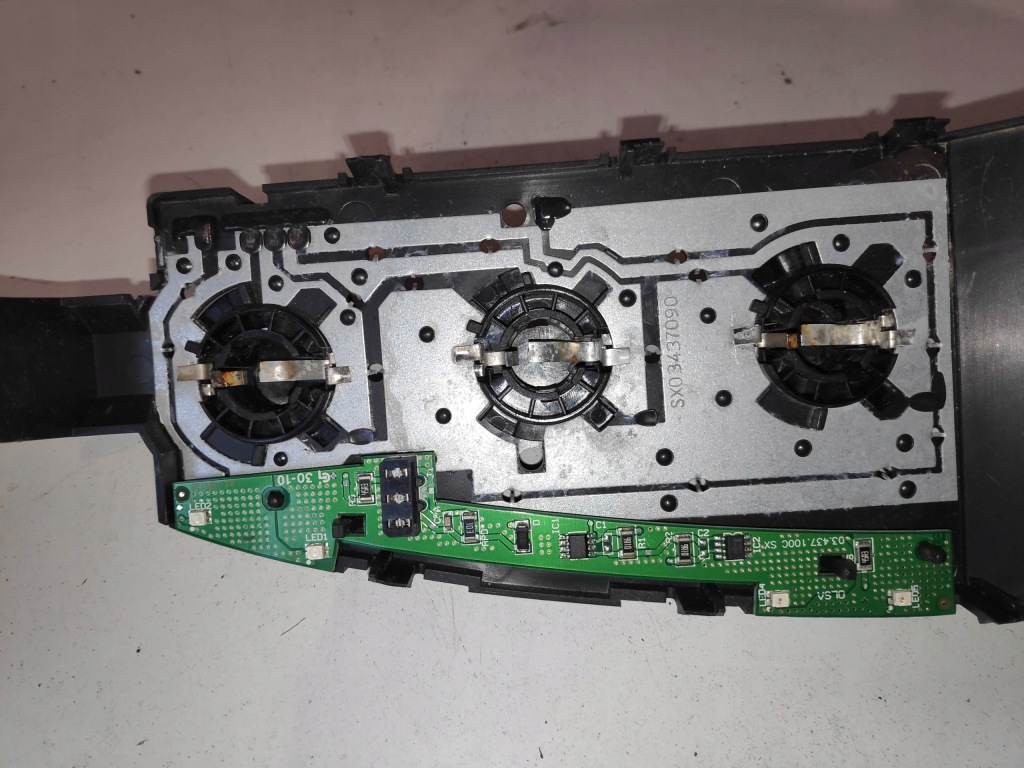 Вкладыш лампы задний  левый mini cooper r56 рестайлинг  led оригинал Цена