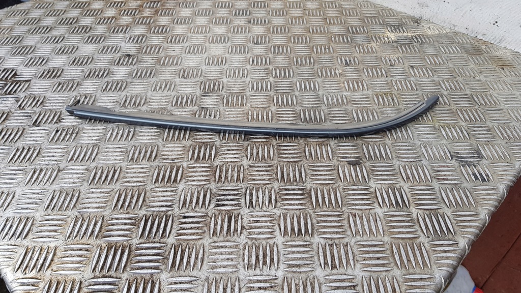 фото №1, Bmw e39 молдинг pod фара левая anthrazit металлик