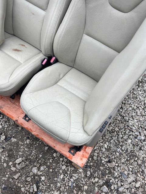 фото №12, Volvo xc60 сиденья заднее сиденье кожа