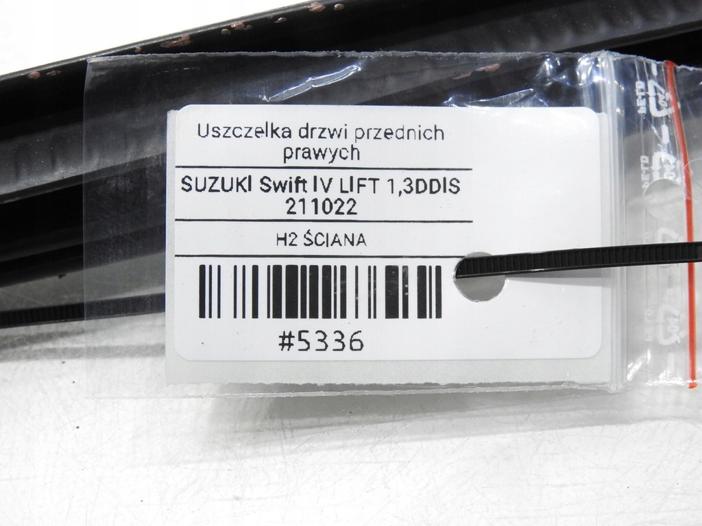 фото №5, Прокладка дверь стекло правый перед suzuki swift iv