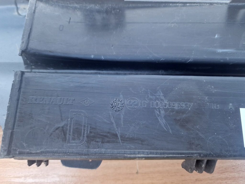 фото №3, Renault laguna ii права решітка бампера заглушка r