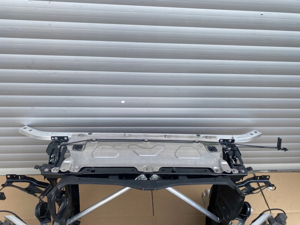 фото №8, Bmw x3 x4 g01 g02 lift pas передний усилитель балка радиатор 2.0i ideał