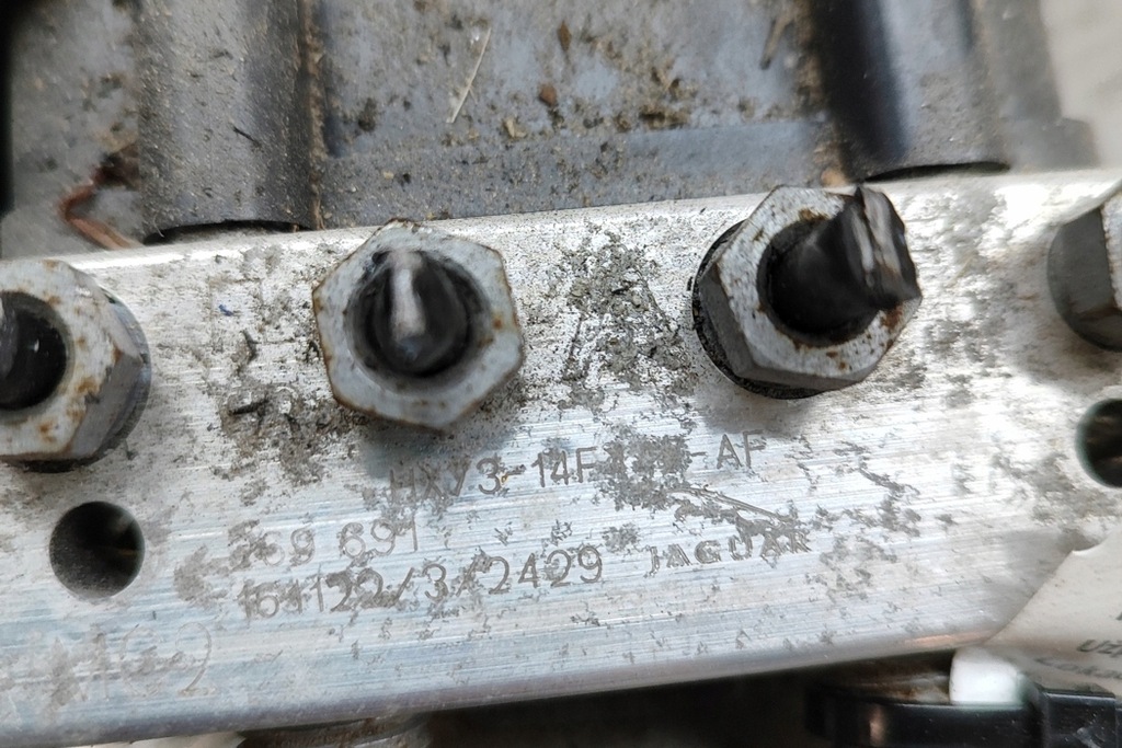 фото №6, Jaguar xe x760 насос abs hx73-14f447-af 2.0 дизель 132kw 2017 26695433