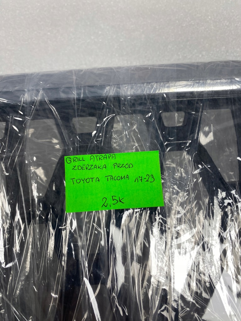 Решітка радіатора решітка  бампера перед toyota tacoma 17-23 Київ