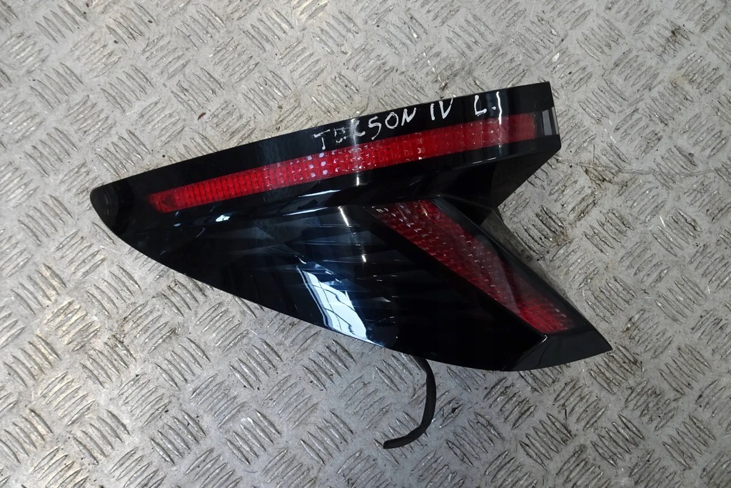 фото №1, Hyundai tucson iv лампа задняя задняя левая led 21-