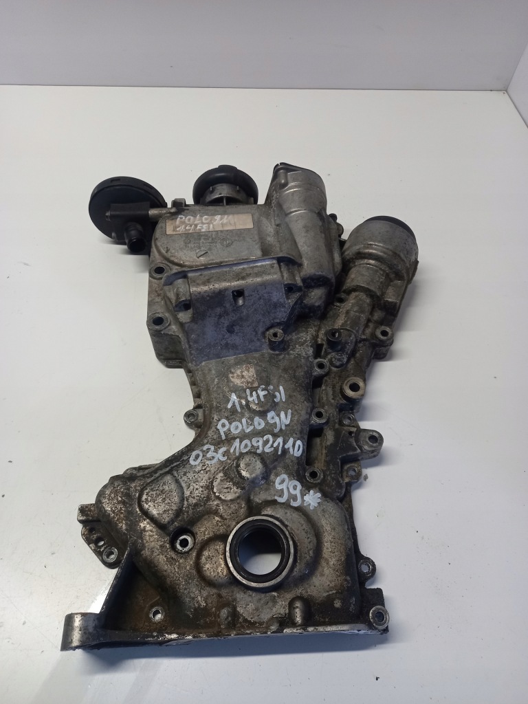 фото №1, Корпус распределительного вала vw polo 9n 1.4 fsi 03c109211d