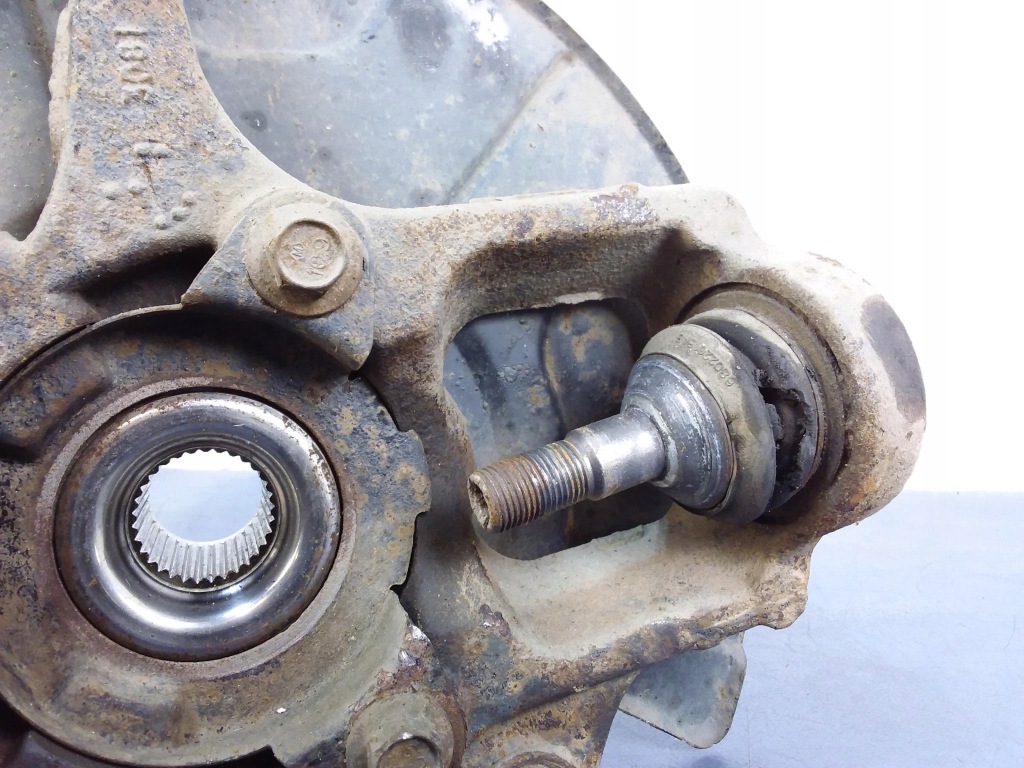 фото №4, Grand cherokee wk2 3.0 crd поворотный кулак ступица левая