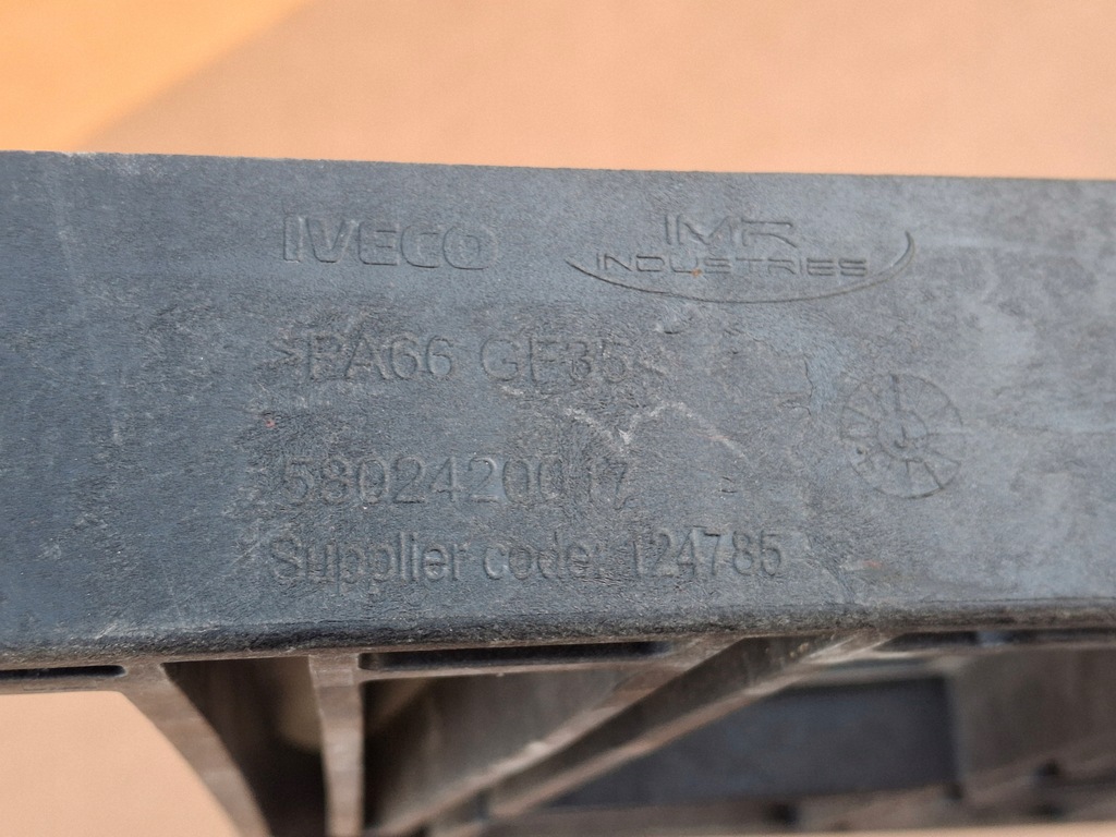 фото №6, Iveco s-way кронштейн кронштейн кронштейн спойлер вітровики 5802420017