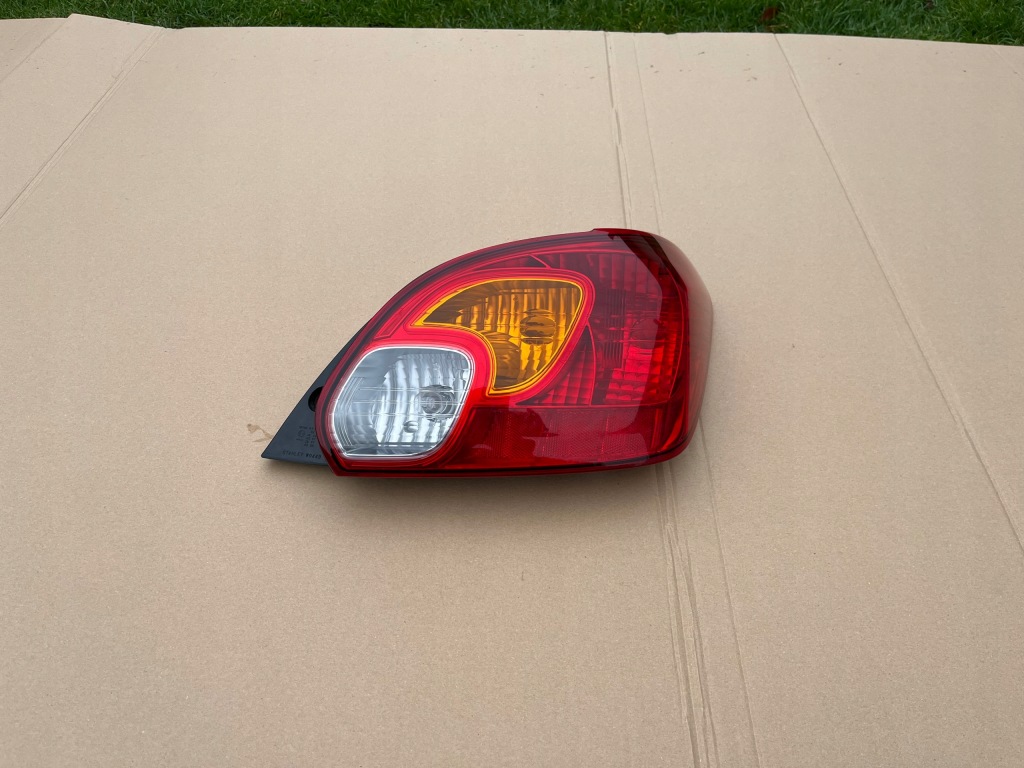 фото №1, Лампа задняя правая mitsubishi mirage ii 2013 -2015