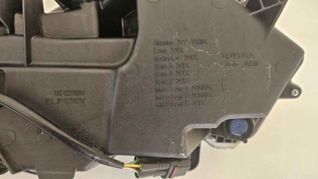 Противотуманная фара левый перед drl led 4 pin lexus nx 1 2014- Цена