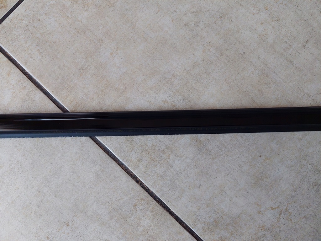 фото №5, Молдинг ущільнювач - лівий перед - audi a6 c8 - 4k0