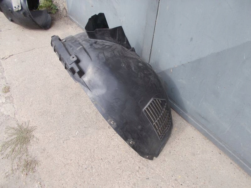 фото №1, Volvo xc60 ii 16- передние правое подкрылок