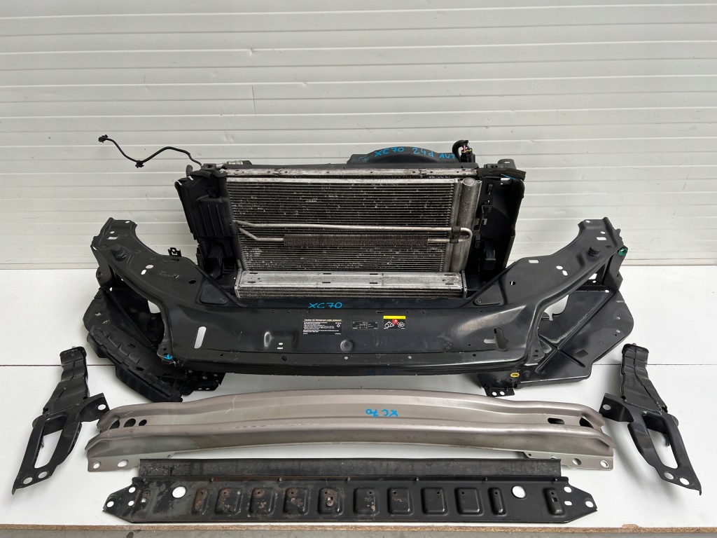 фото №1, Pas передний усилитель радиатор volvo xc70 2.4d автоматическая коробка передач