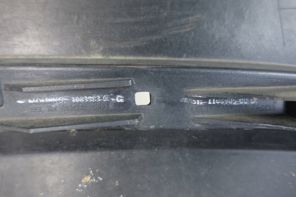 Tesla model iii 3 2017- бампер задний  задний 1083983-00-g Недорого