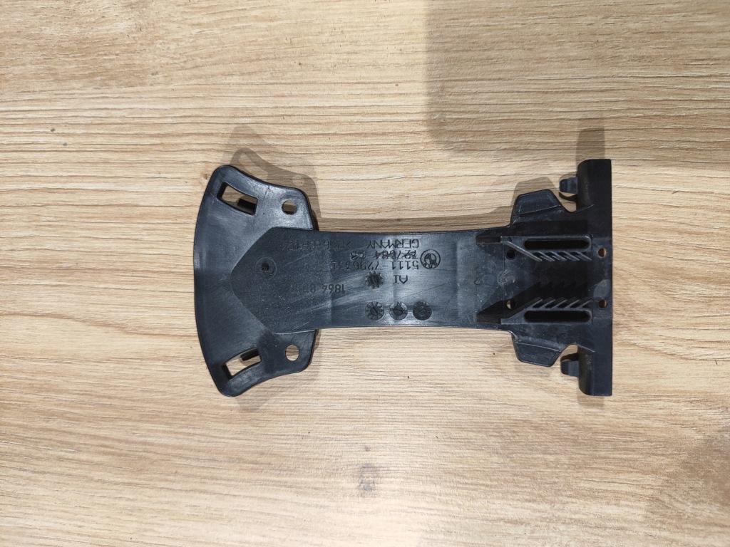 фото №1, Bmw 3 f30 f31 lift кронштейн кронштейн 7296331