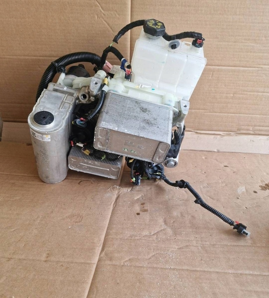 фото №4, Запчасти do webasto tesla model y 150680300f