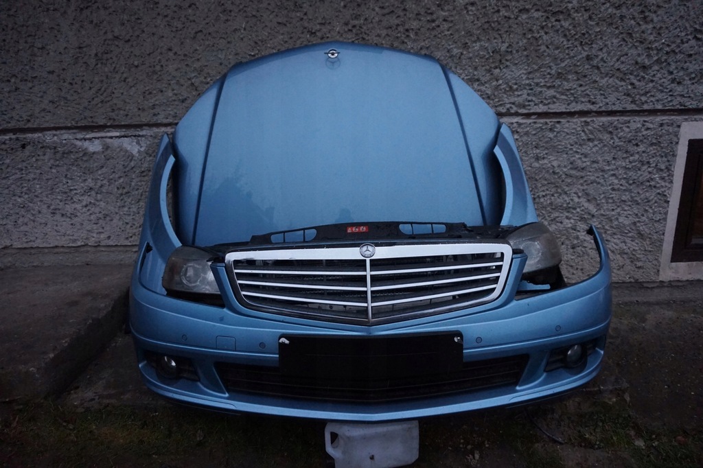 фото №1, Радіатор wody kompletny перед mercedes w204