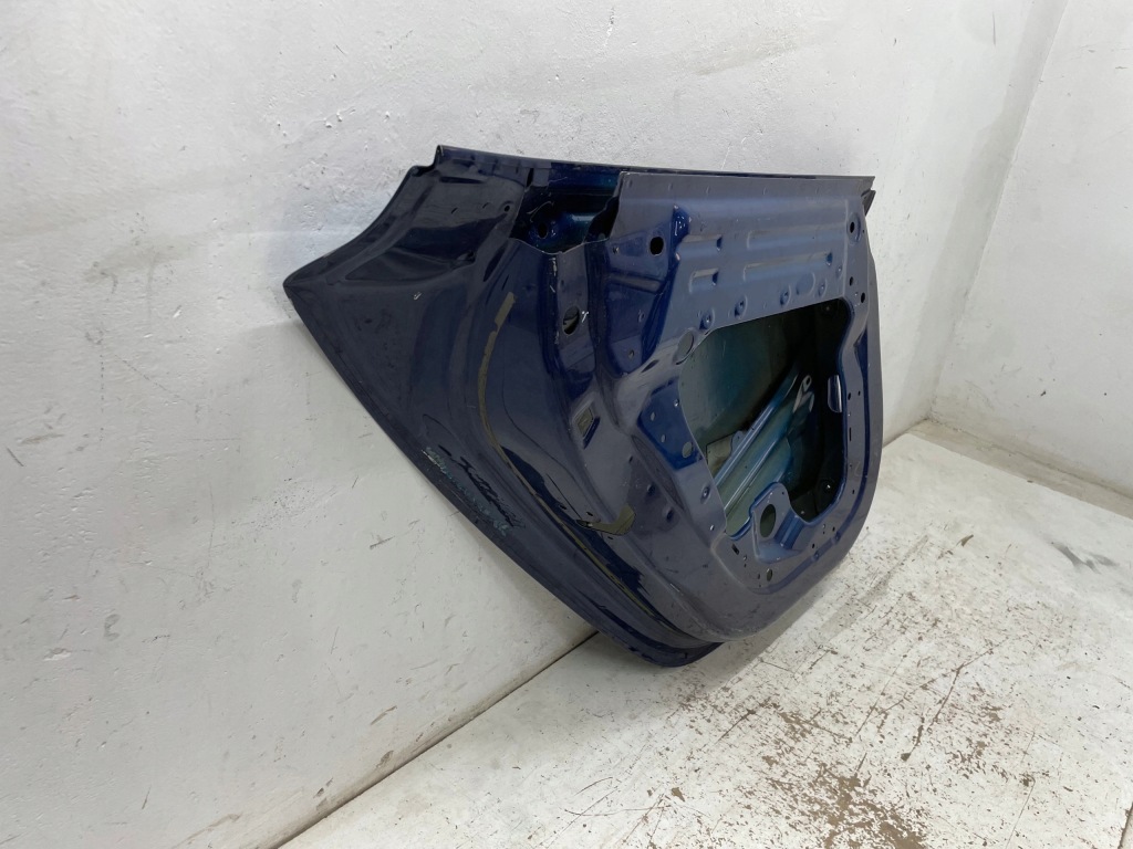 Купить Дверь левое  задняя tesla 3 17-