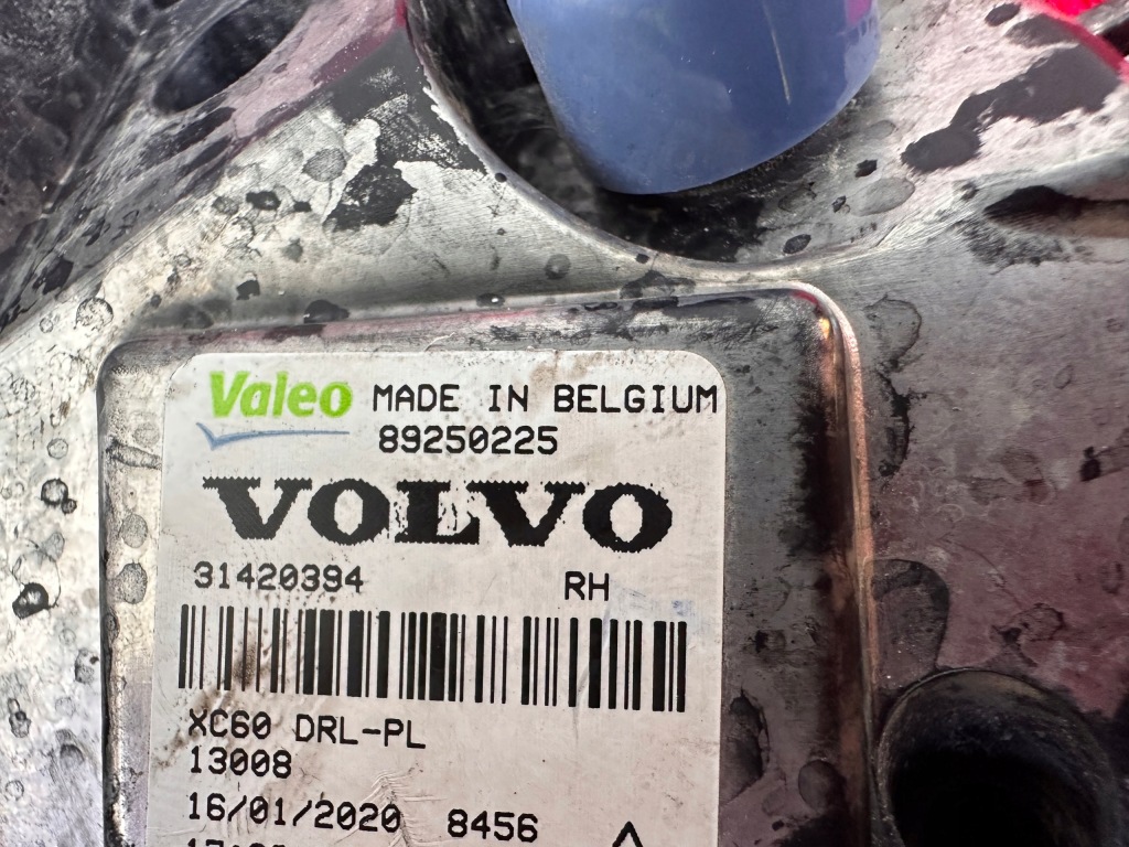 Противотуманная фара led drl volvo xc60 1 рестайлинг  31420394 Оригинал