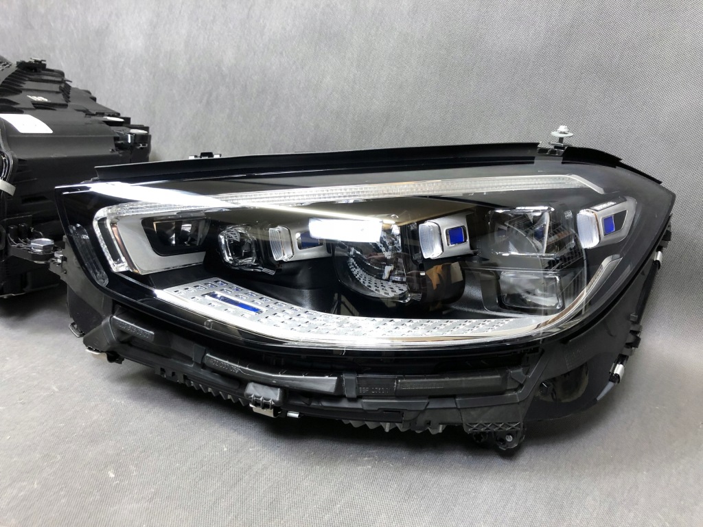 фото №9, Mercedes s klasa w223 lifting комплект лампа a2139063305/3405 naprawiane