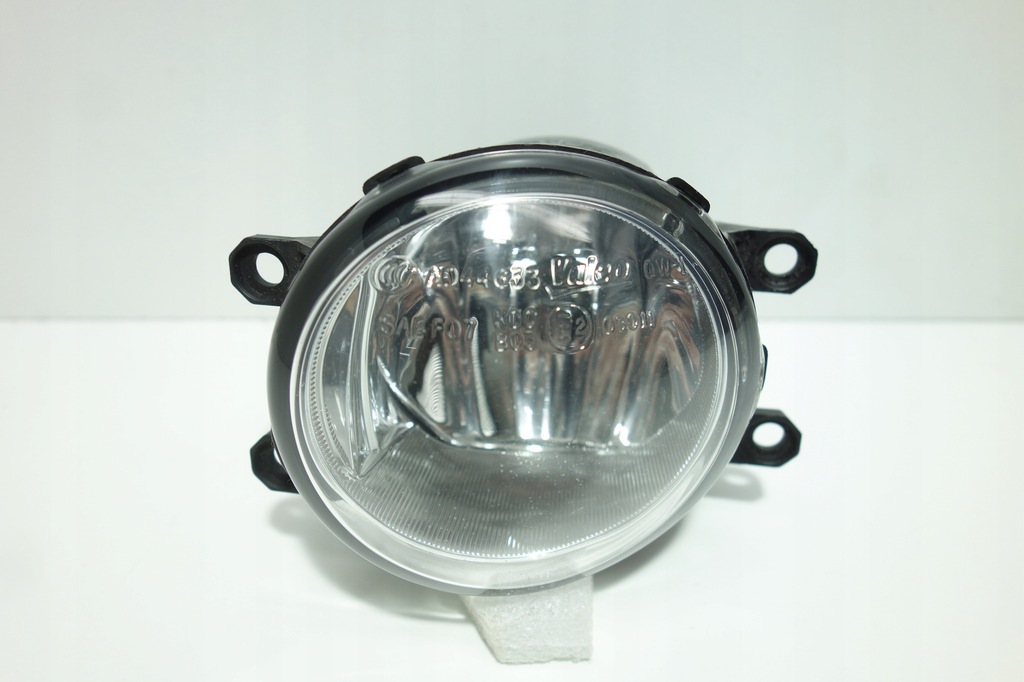 фото №1, Противотуманная фара левый toyota land cruiser auris rav4 iii