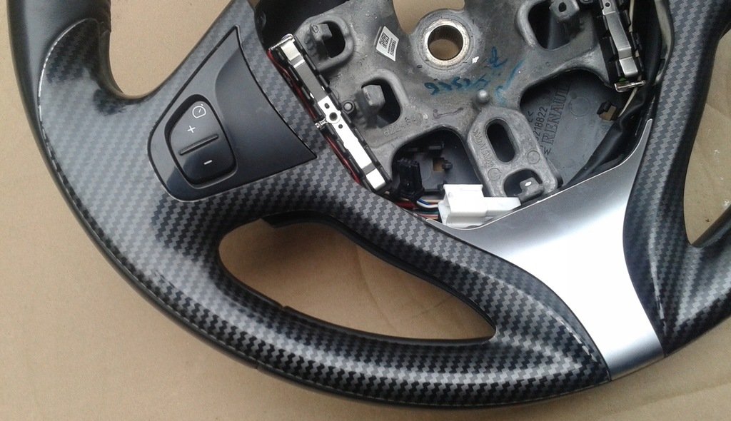 фото №7, Воздуховод карбон renault captur 1 i 13-19 484003722r