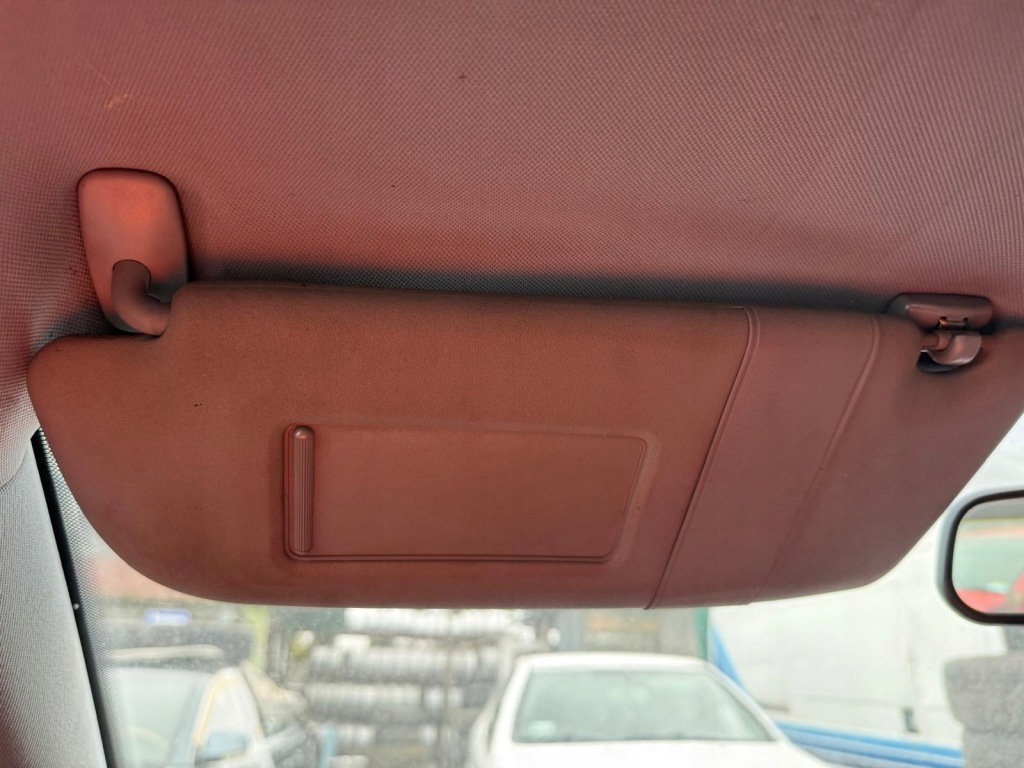 фото №1, Чохол сонцезахисна ліва audi a4 b5