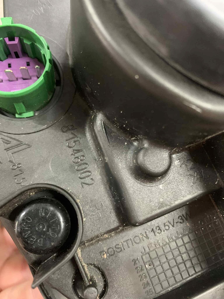 фото №10, Fiat 500 lift - противотуманная фара лампа w бампера 81548002