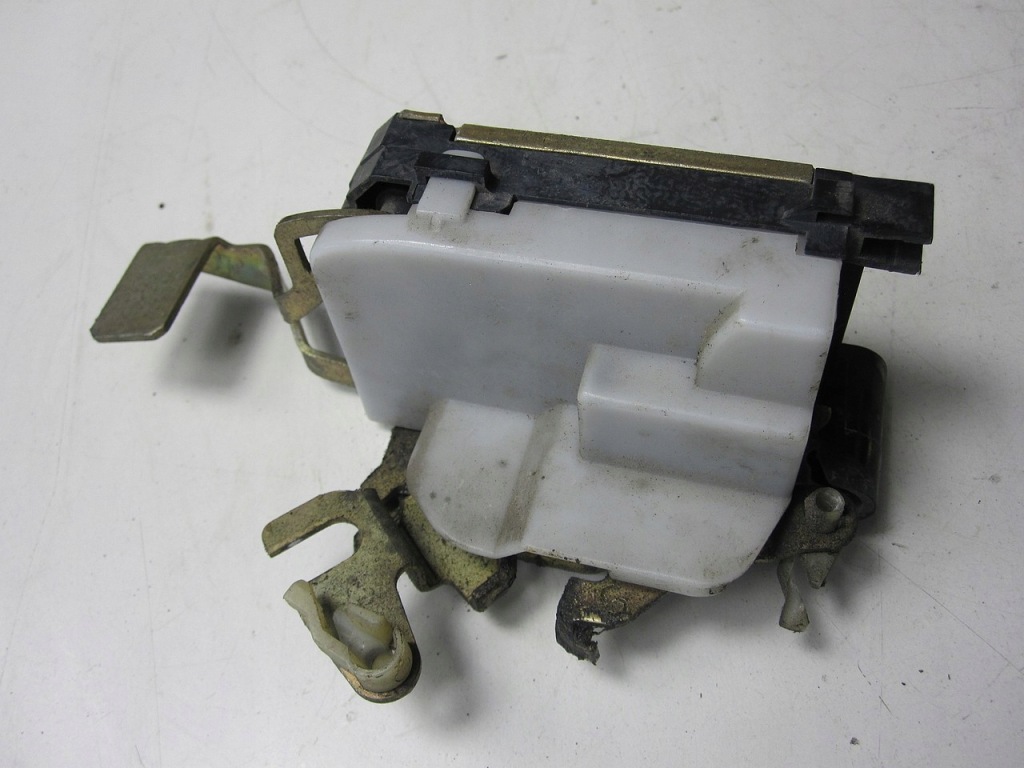 фото №4, Замок дверь передний левый citroen jumper 98r