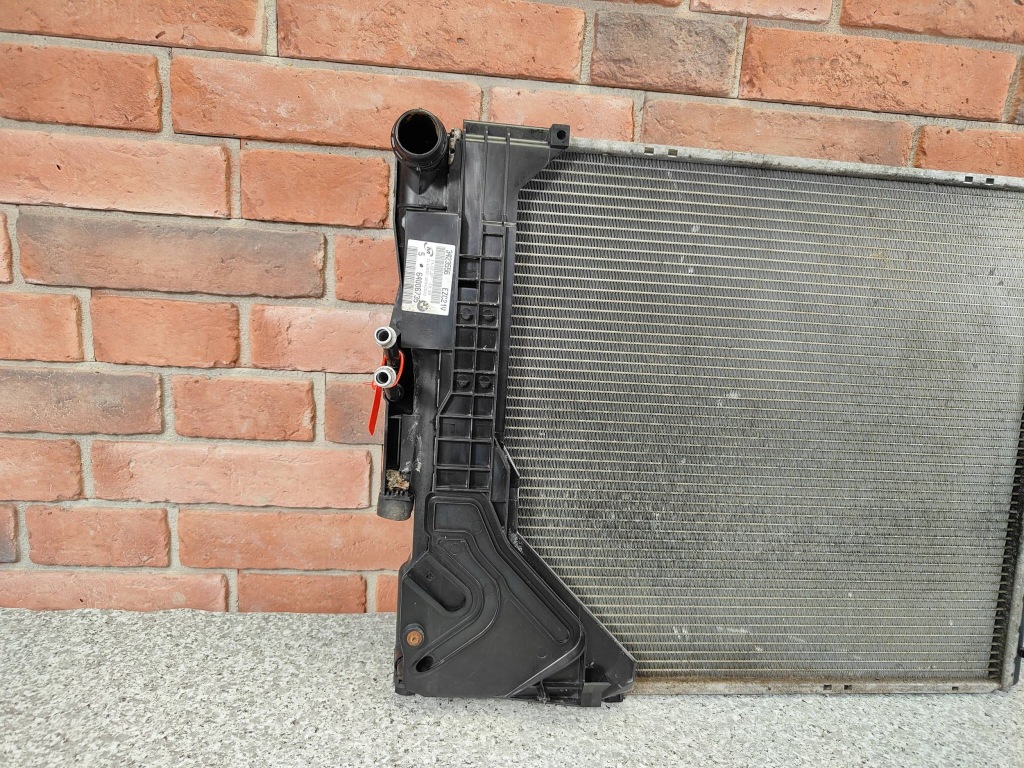 Bmw x3 e83 радіатор води 3403551 комплект радіатор m47 механічна коробка передач 2.0d Доставка