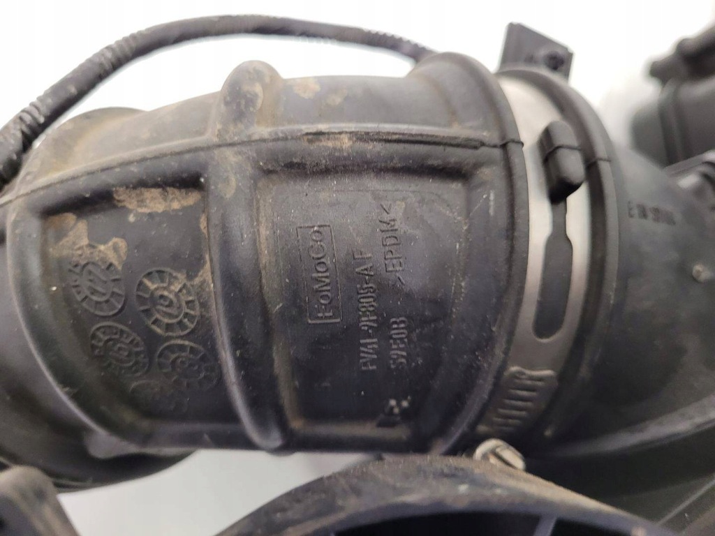 фото №8, Корпус фильтра воздуха ford kuga 2 2016 cv61-9600-dc