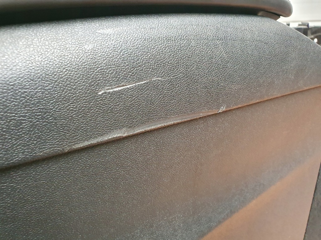 фото №12, Туннель средний подлокотник citroen ds5