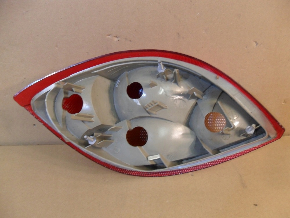 фото №13, Ford ka 1996-2008 лампа задняя задняя правая