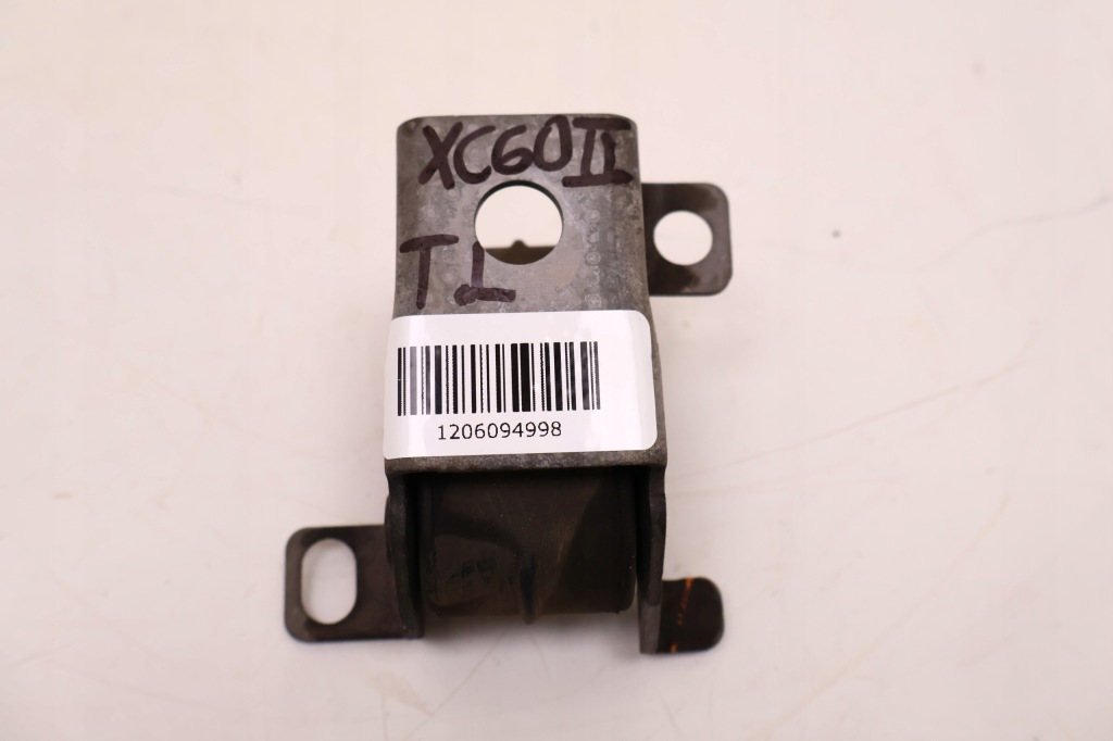 фото №7, Volvo xc60 ii кронштейн кронштейн глушителя левый задняя 31405441