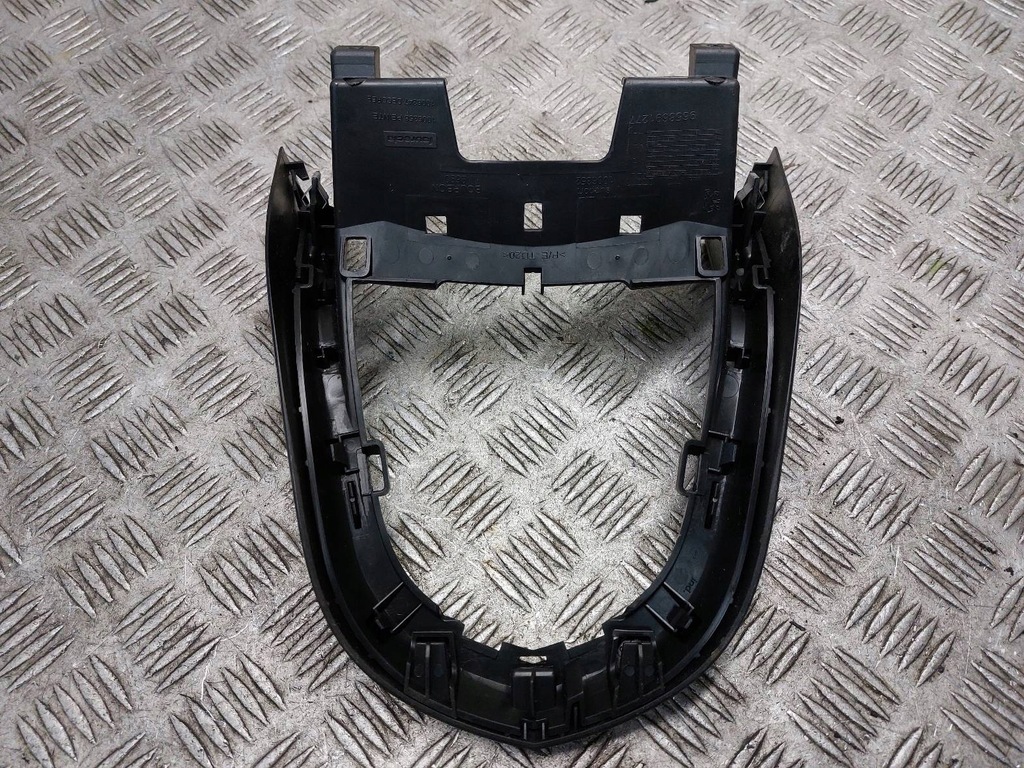 фото №8, Панель обдув рамка konoli + домкрата peugeot 308 96718462xt 9660529177