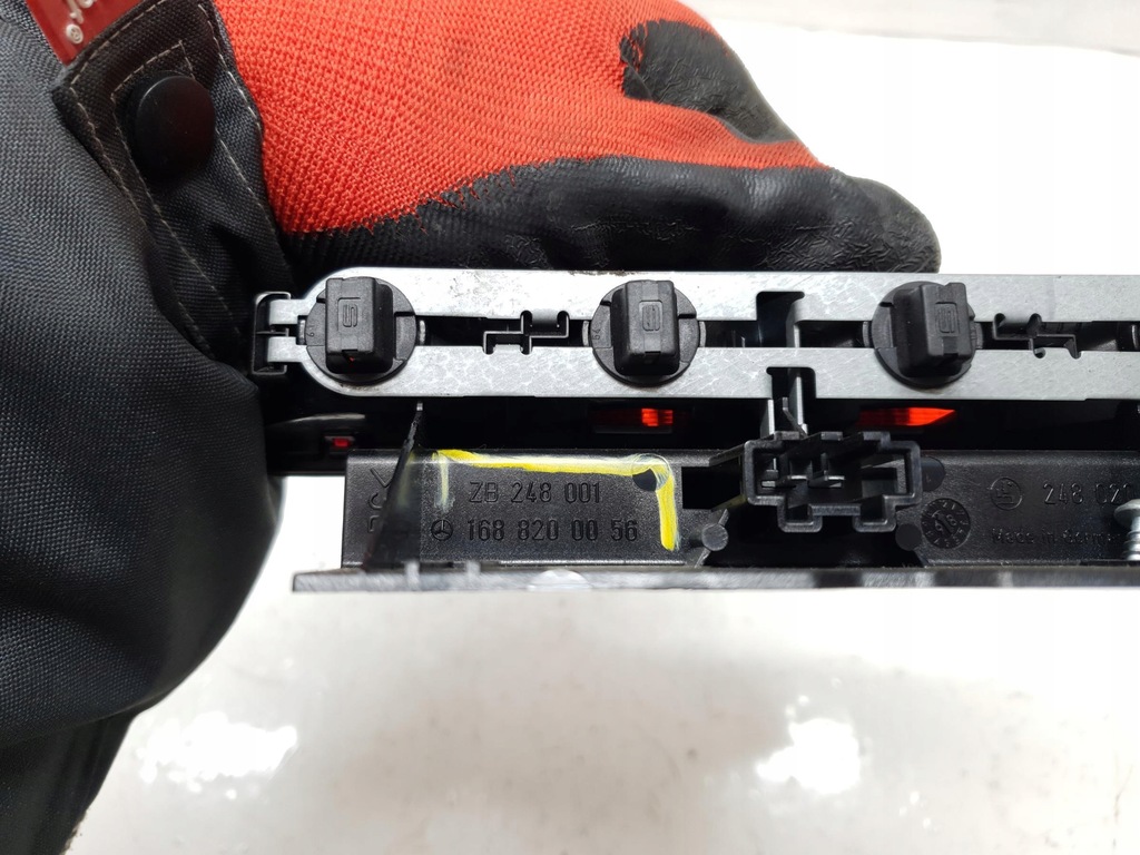 фото №6, Свет стоп-сигнал стоп mercedes-benz klasa a w168